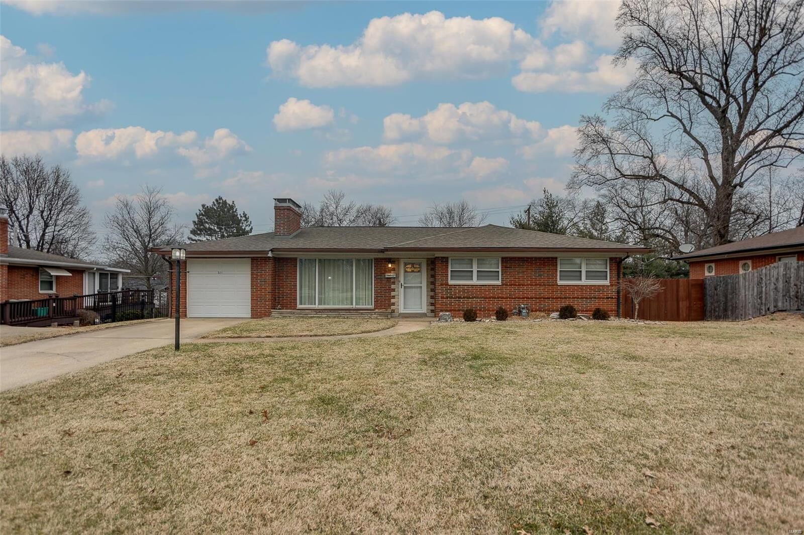 Property Photo: 521 Southgate Drive IL 62223