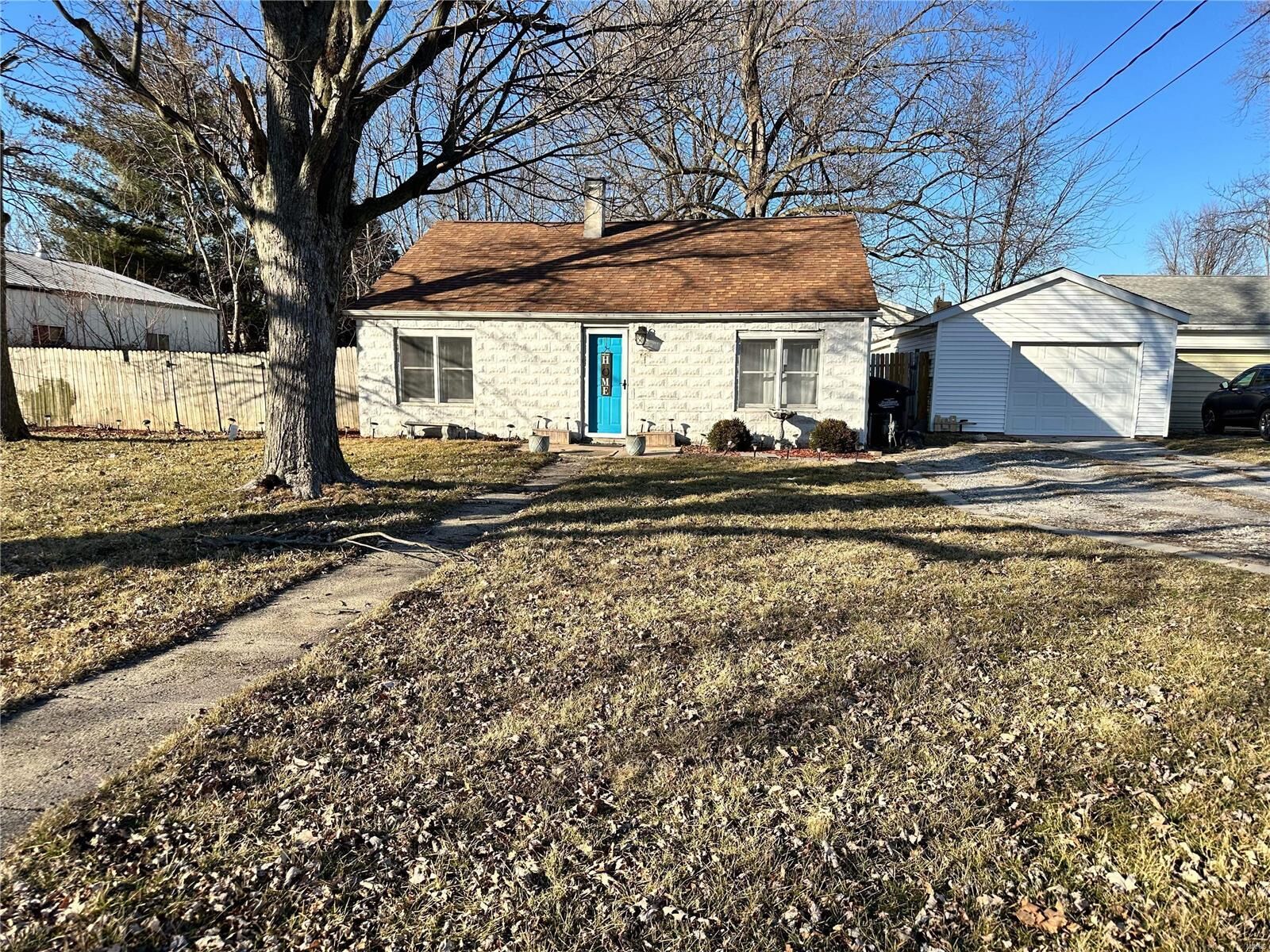 Property Photo: 114 Palmer Street IL 62012