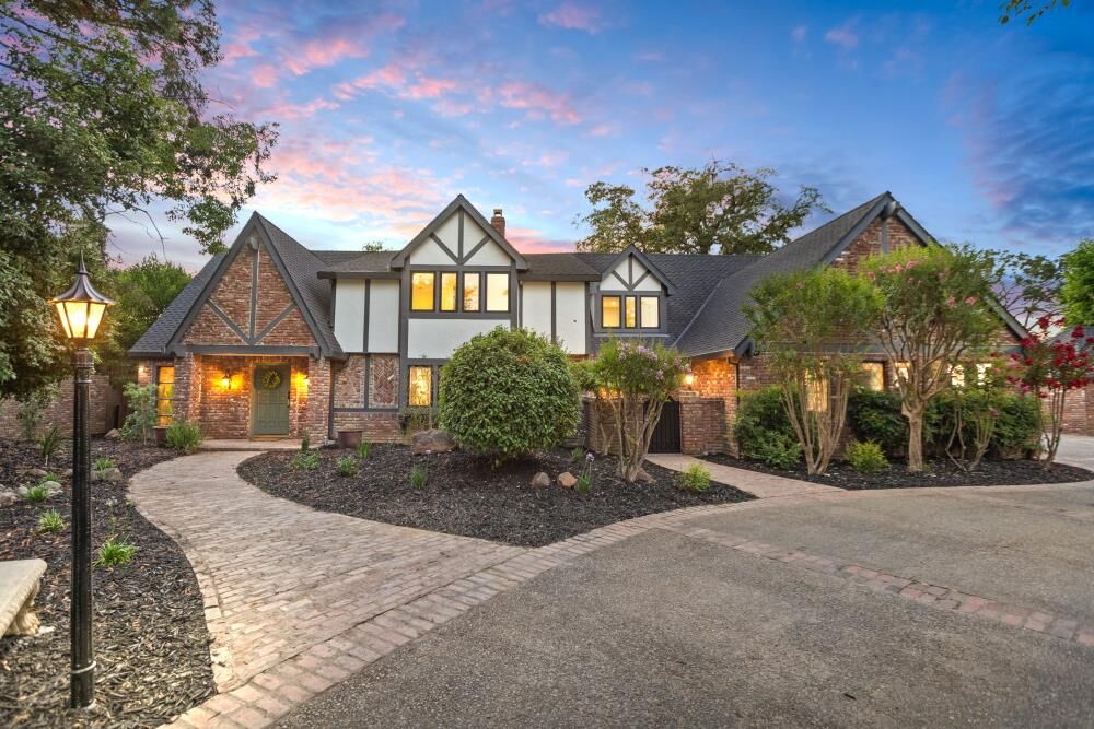 Property Photo:  9815 Mira Del Rio Drive  CA 95827 