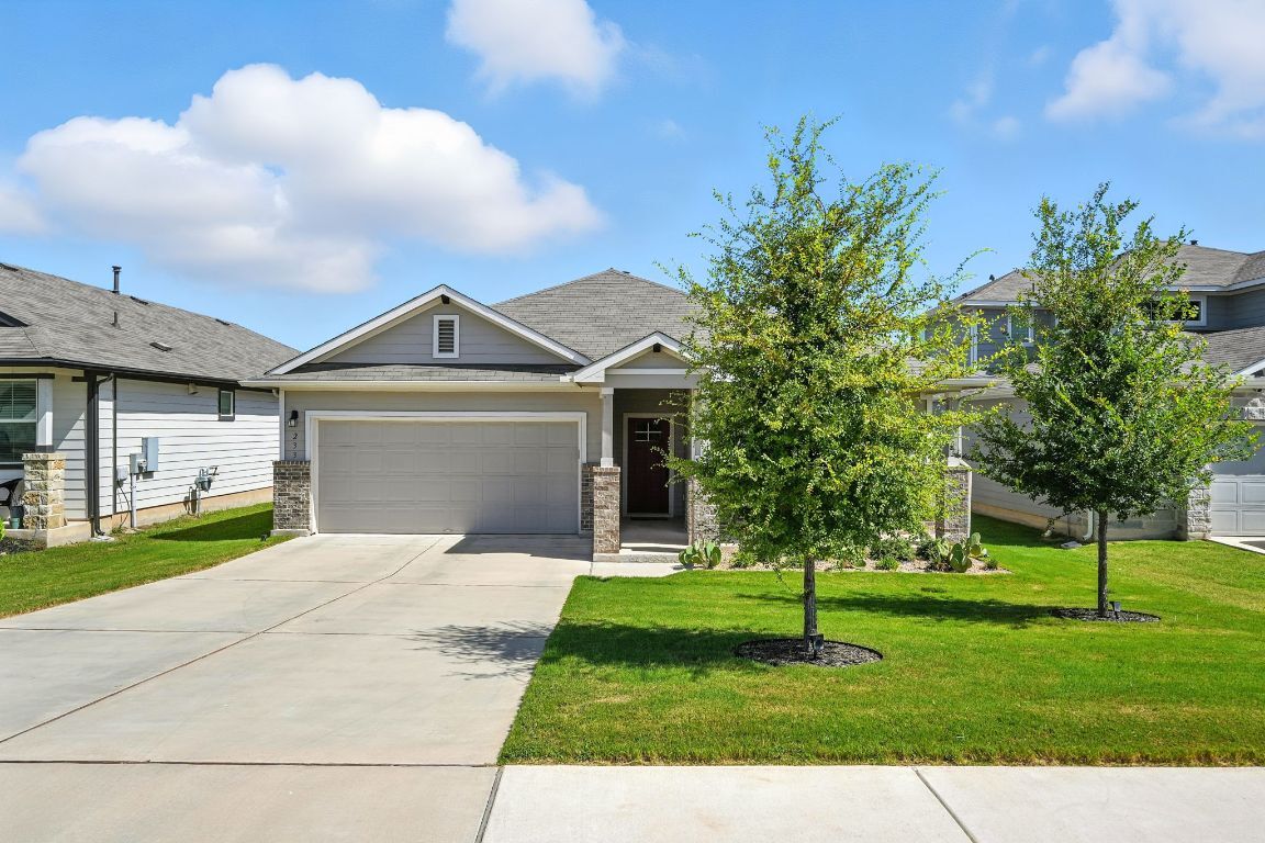Property Photo: 233 Lavaca River Lane TX 78634