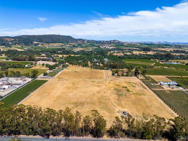 20780 8th Street  Sonoma CA 95476 photo