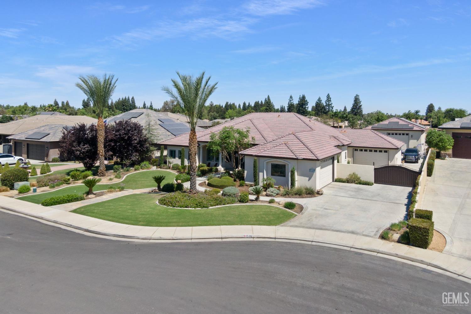Property Photo: 15442 Arabella Avenue CA 93314