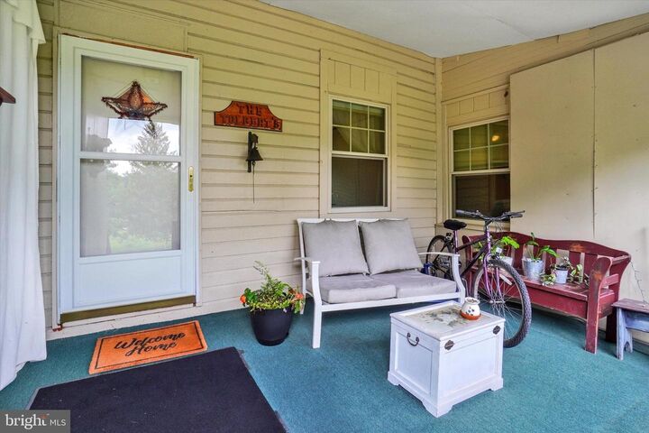 Property Photo:  1655 Conewago Creek Road  PA 17345 