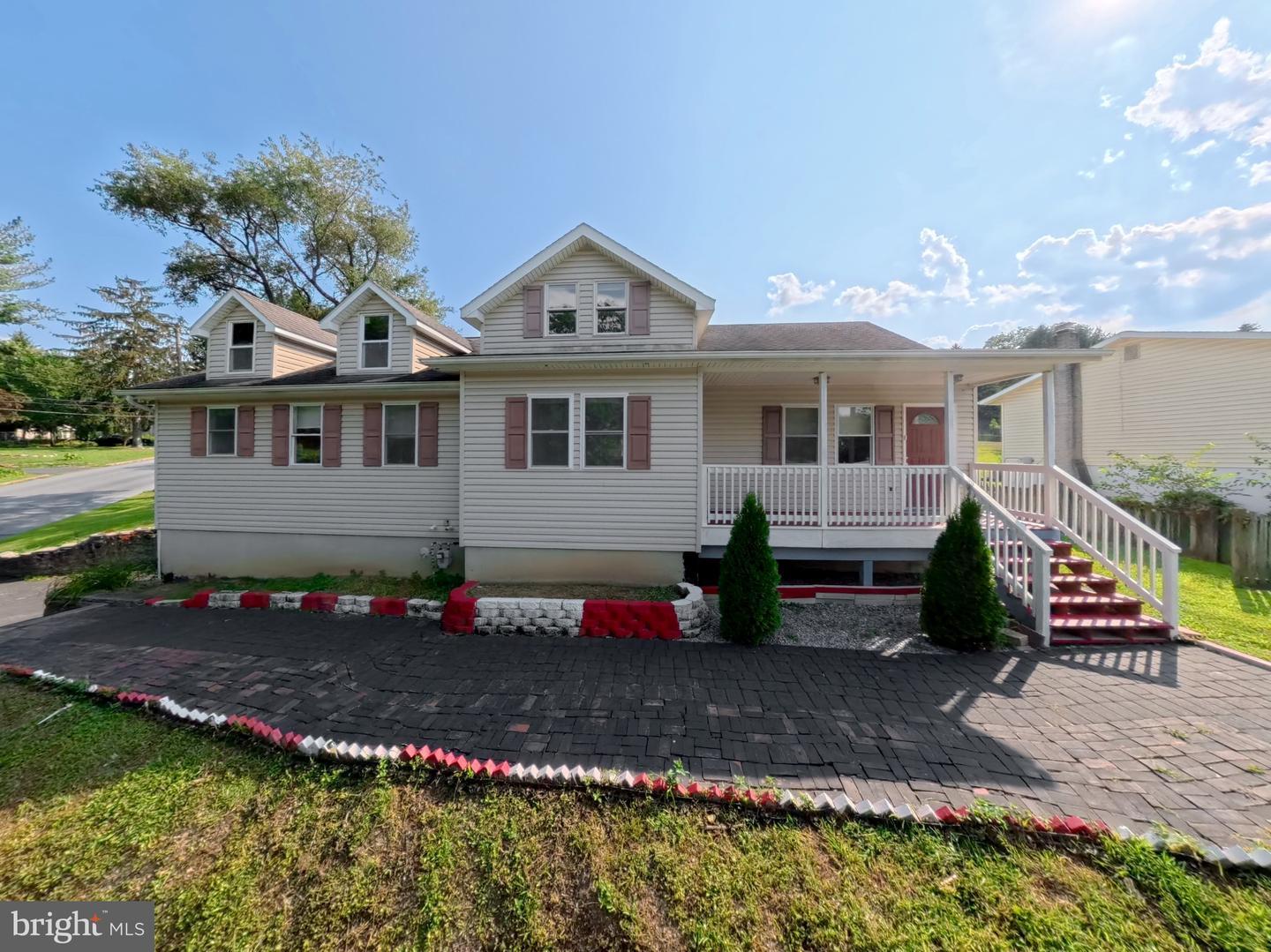 4761 Lawntara Street  Harrisburg PA 17111 photo