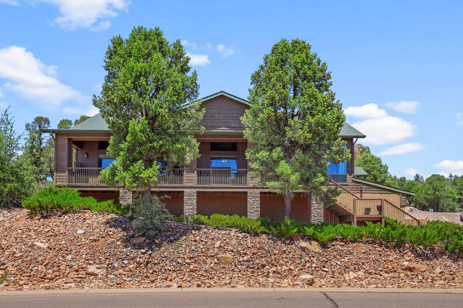 Property Photo:  800 N Oak Point  AZ 85541 