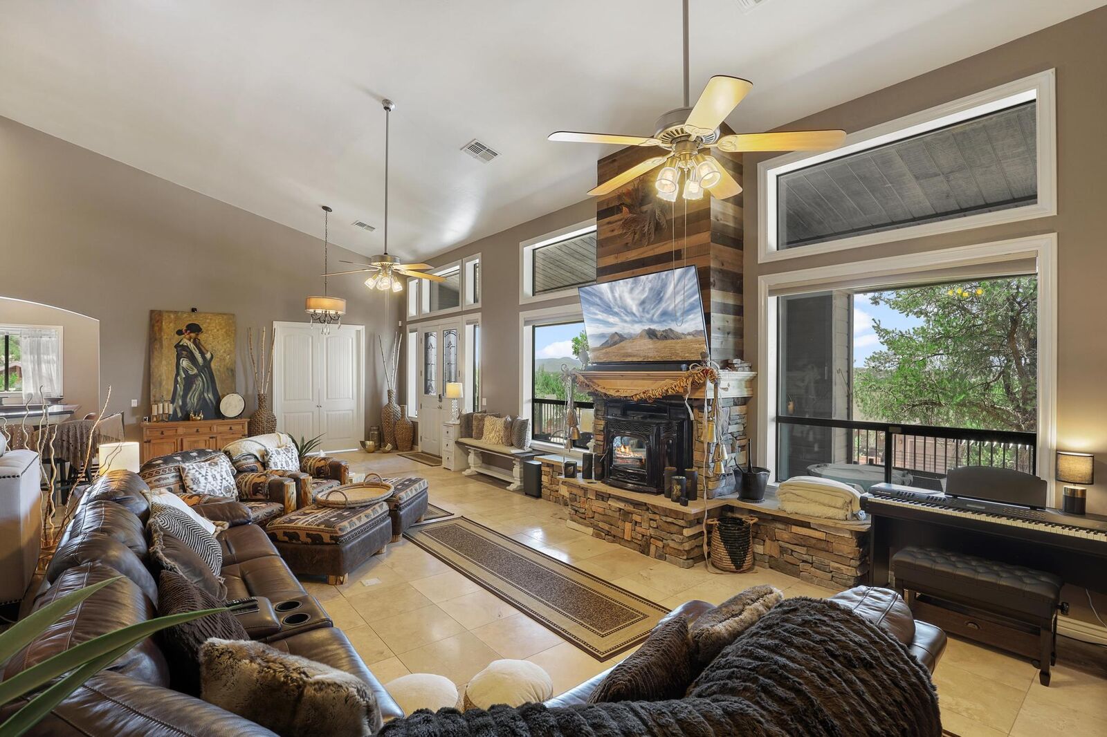 Property Photo:  800 N Oak Point  AZ 85541 
