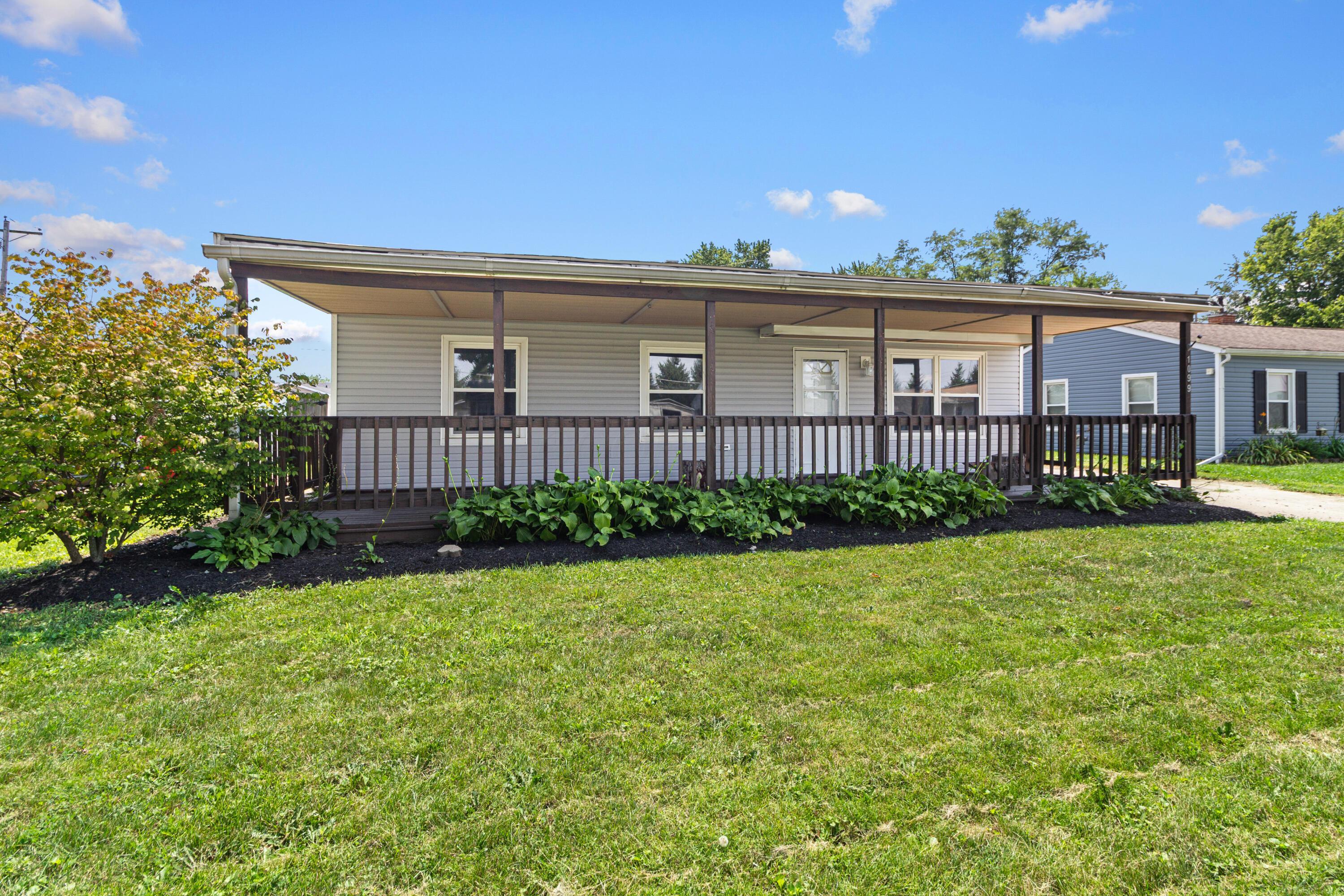 1099 Secrest Avenue  Columbus OH 43207 photo