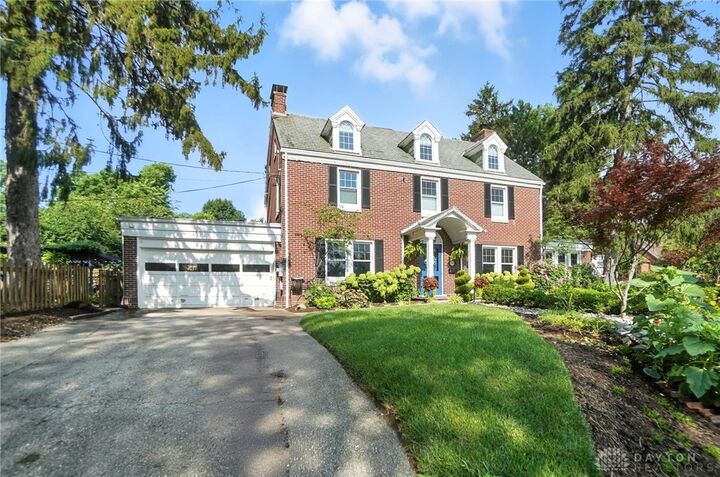 Property Photo:  2101 Far Hills Avenue  OH 45419 