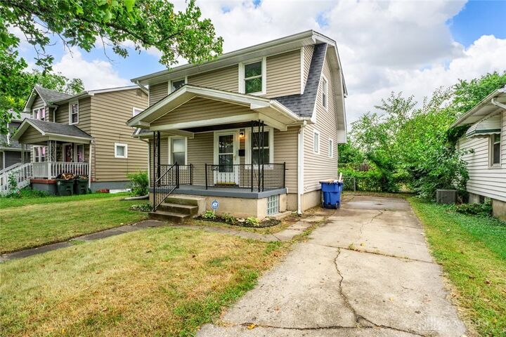 Property Photo:  2562 Freeman Avenue  OH 45015 