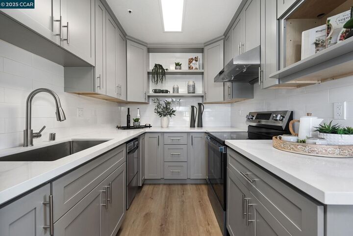 Property Photo: 22095 Betlen Way CA 94546