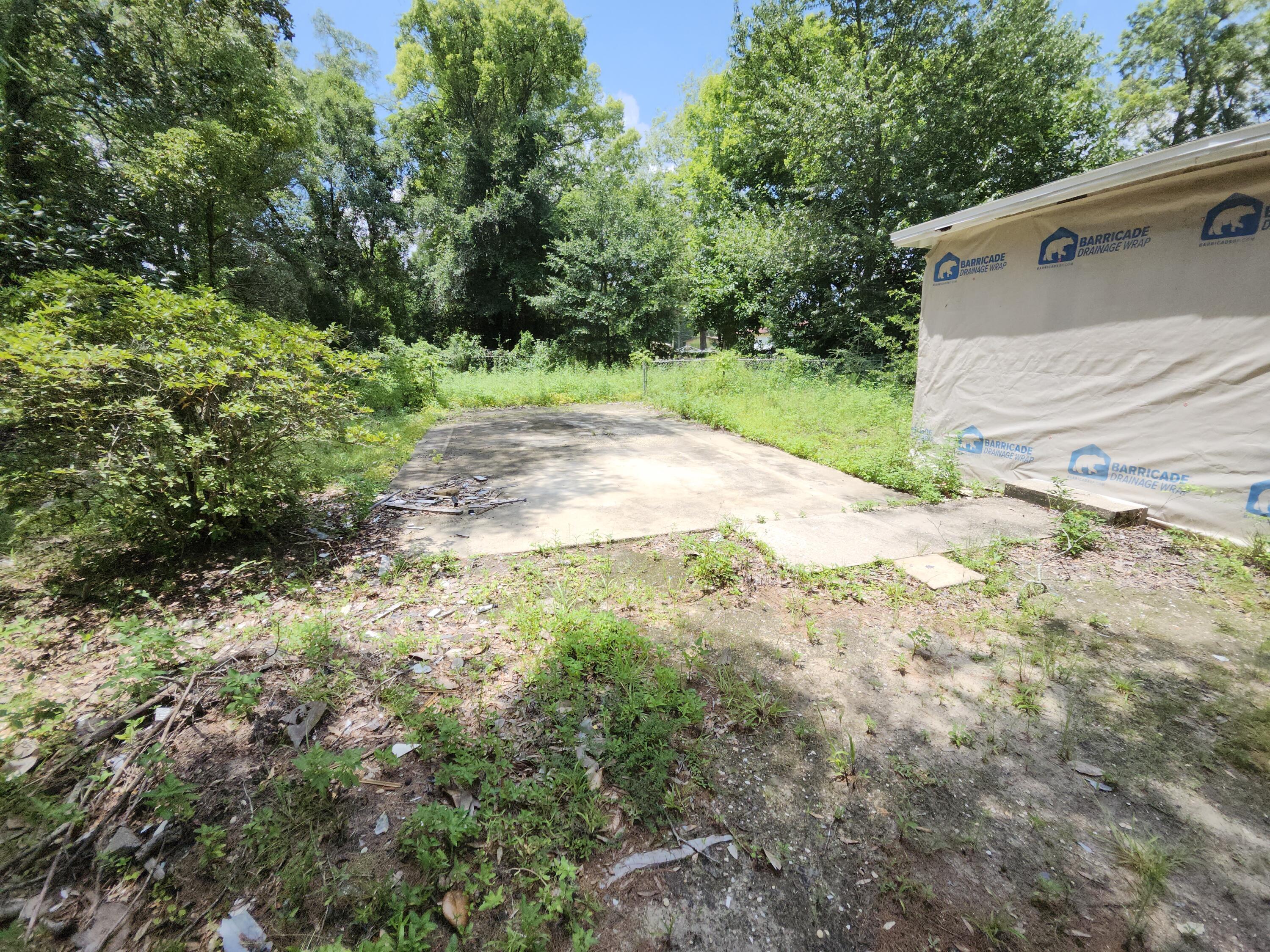Property Photo:  248 S Booker Street  FL 32536 