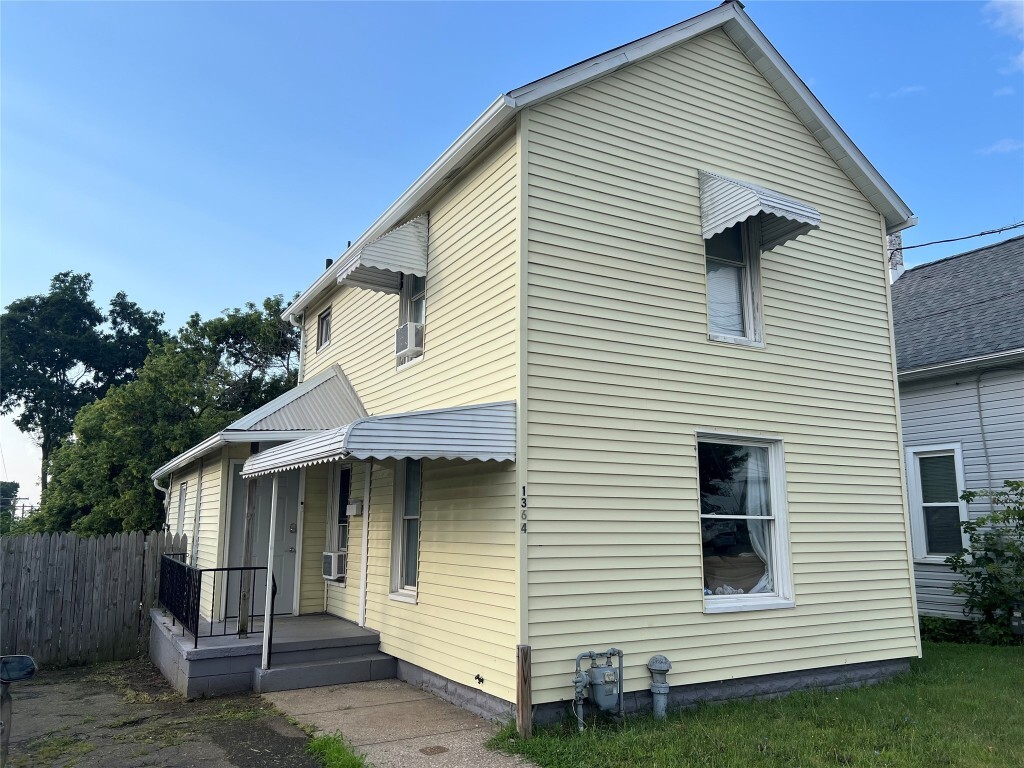 Property Photo: 1364 W 25th Street PA 16506