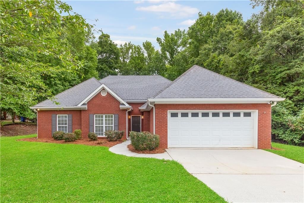 Property Photo:  205 Charleston Avenue  GA 30110 