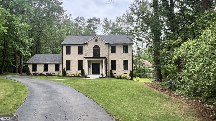 Property Photo: 805 Wesley Oak Road GA 30328