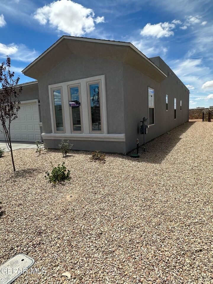 Property Photo:  13817 Summer Wave Avenue  TX 79928 