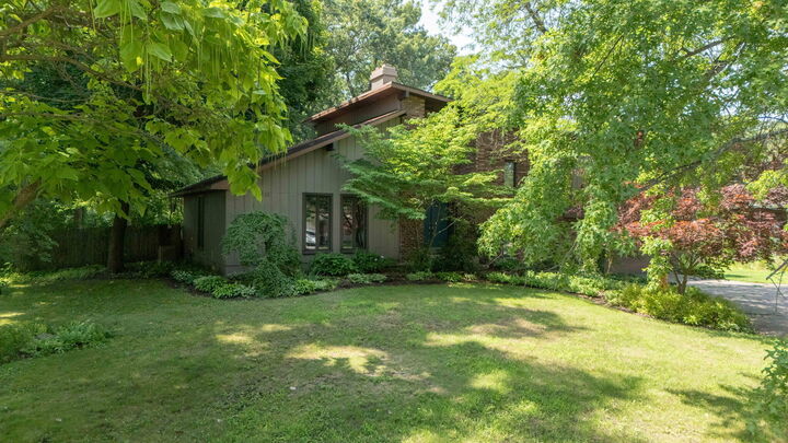Property Photo:  6155 Sunrise Avenue  IN 46368 