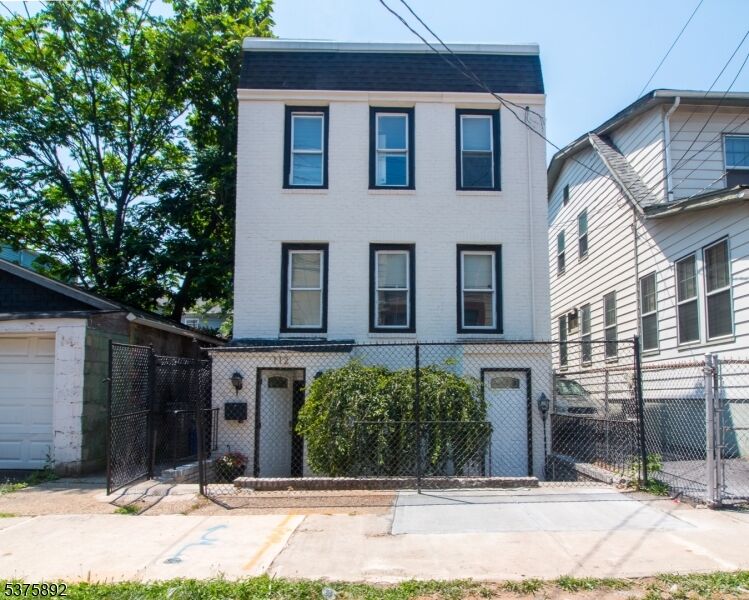 Property Photo:  112 Bragaw Ave  NJ 07112 