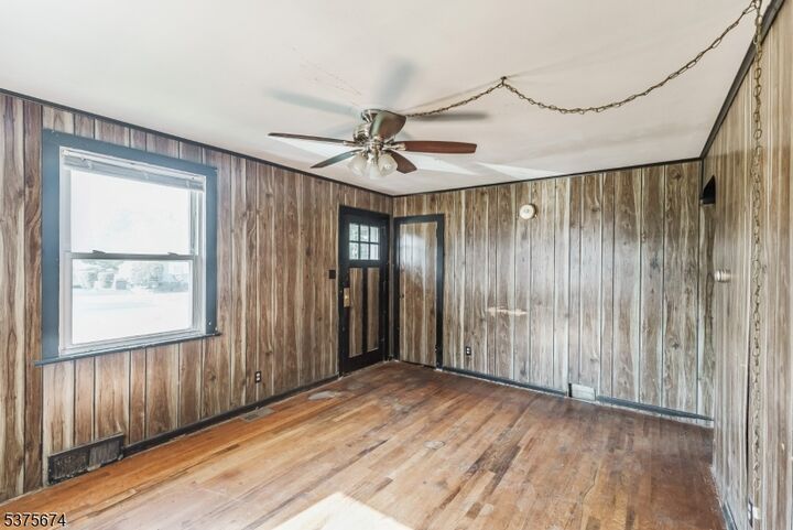 Property Photo:  732 Broadway  NJ 08360 