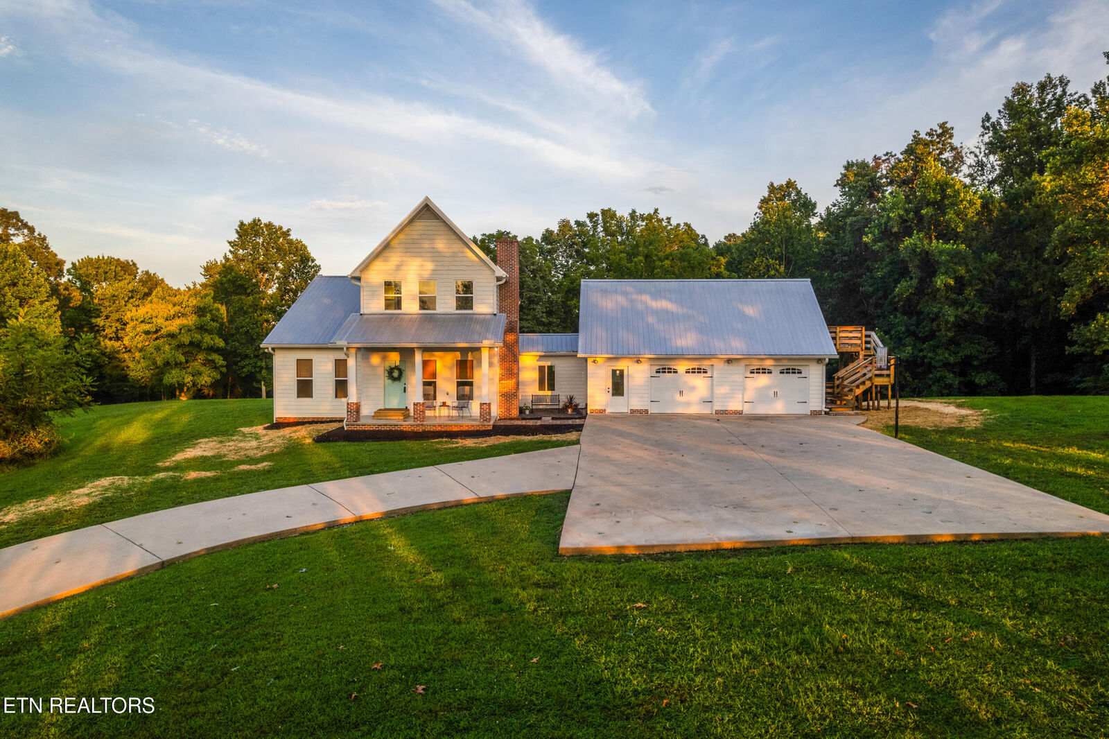 Property Photo:  329 Rayford Circle  TN 37861 