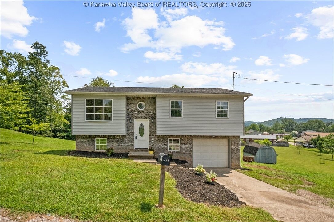 Property Photo:  5290 David Drive  WV 25313 