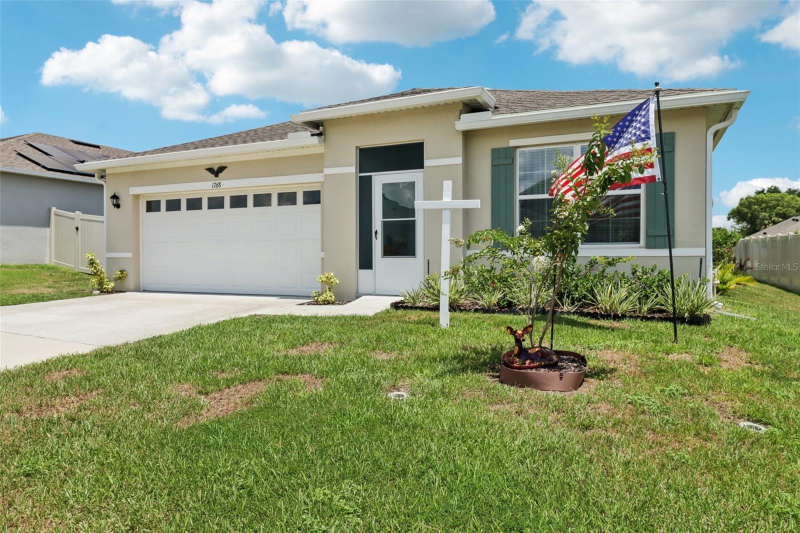 Property Photo: 1768 Henin Circle FL 32778