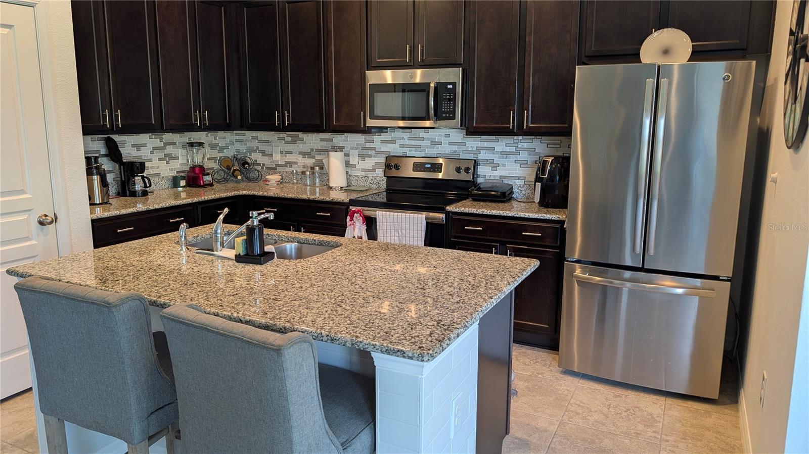 Property Photo:  960 Vicenza Street  FL 34771 