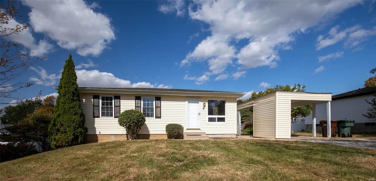 Property Photo:  6 Lemon Tree Drive  MO 63376 