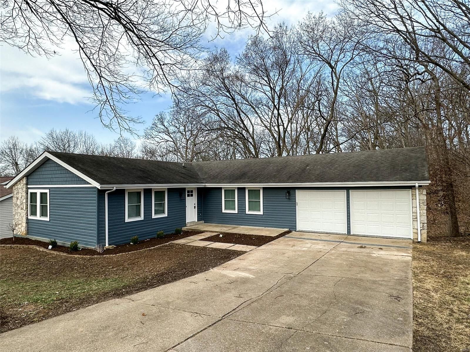 Property Photo: 745 La Feil Drive MO 63021