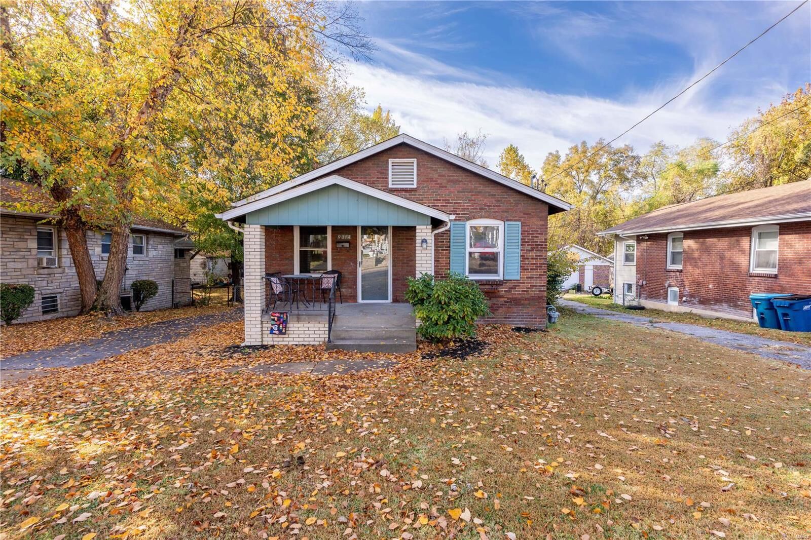 Property Photo: 9014 Argyle Avenue MO 63114