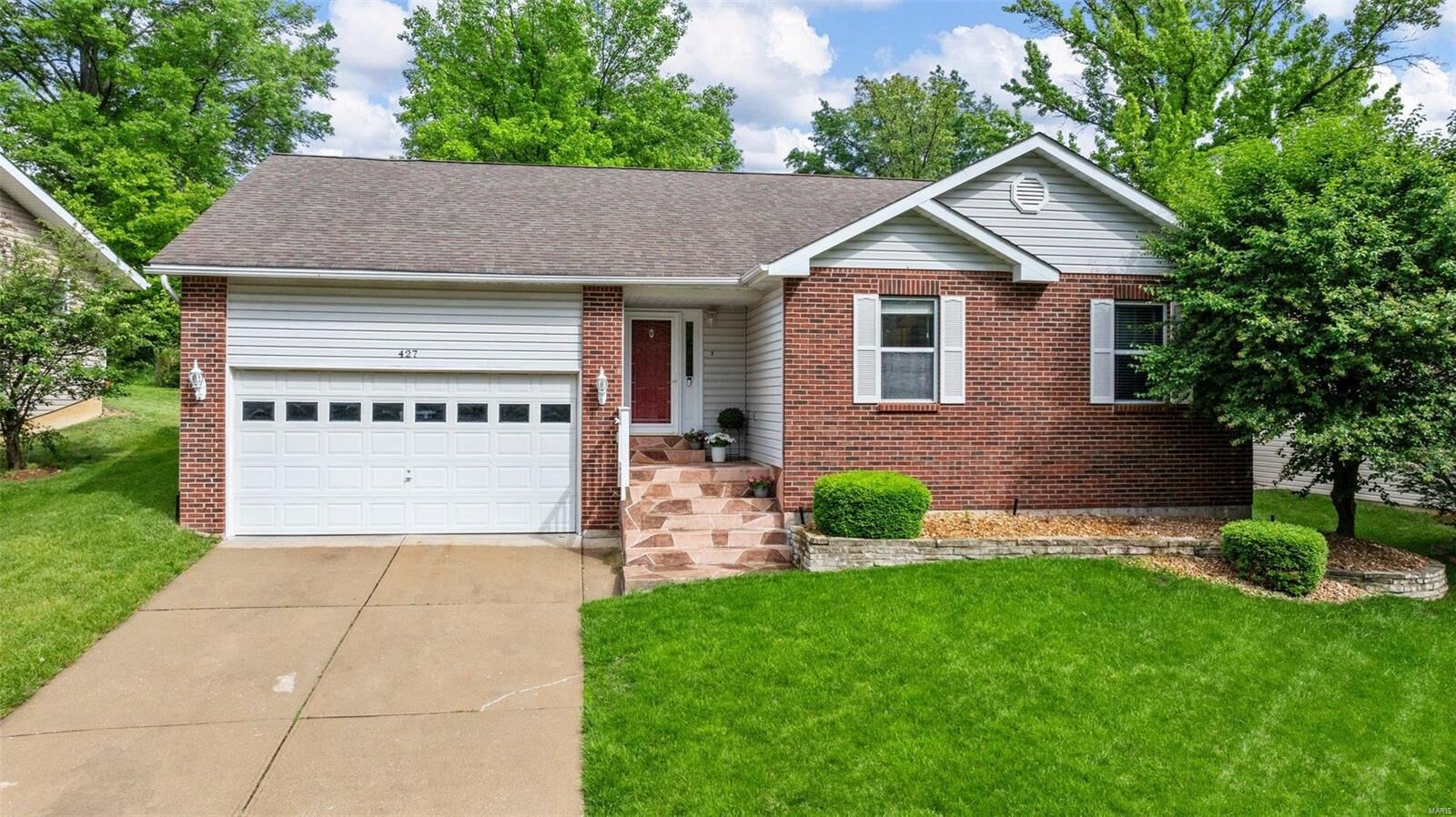 Property Photo: 427 Oak Hill Drive MO 63367