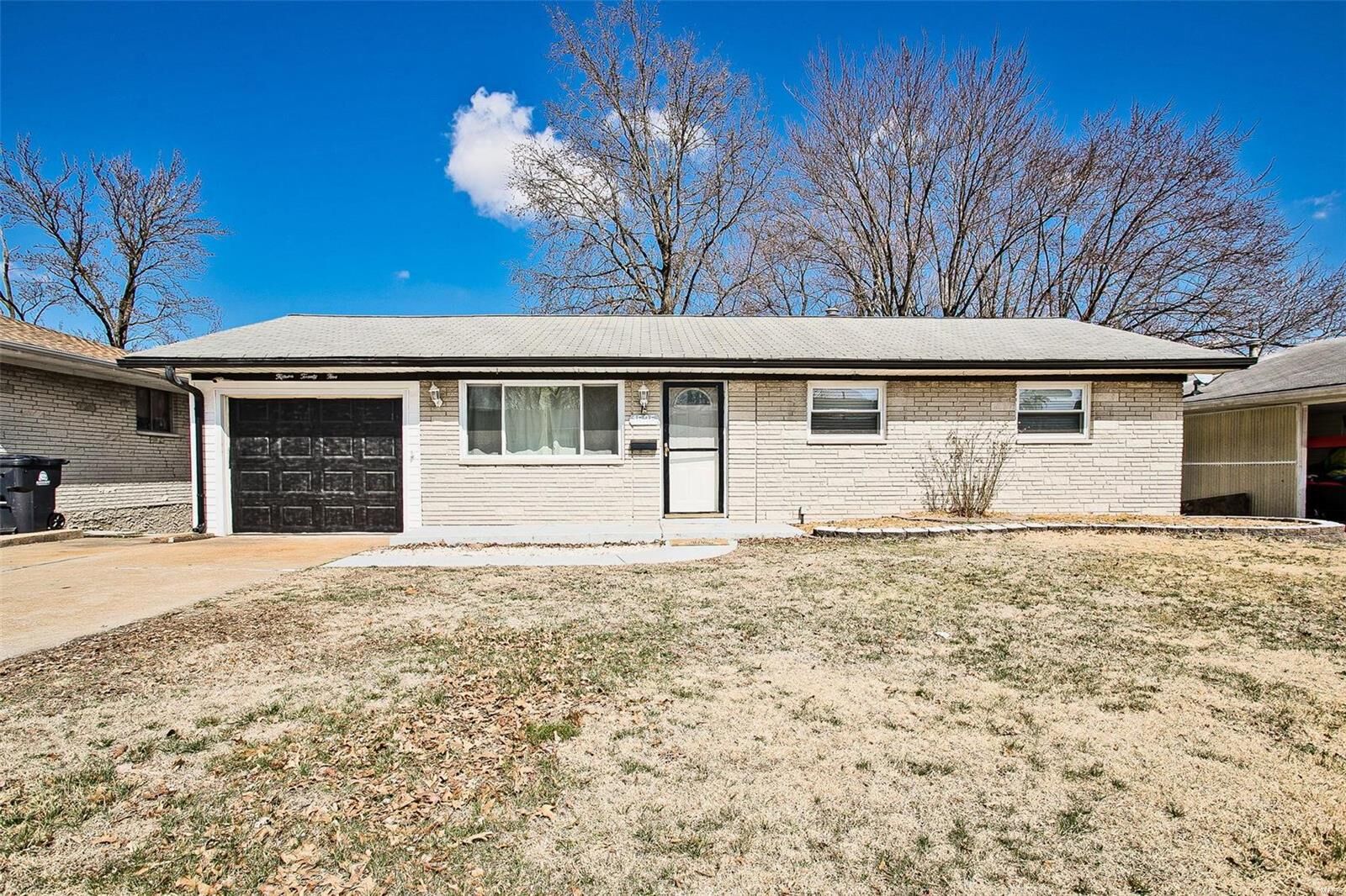 Property Photo:  1525 Miller Street  MO 63031 