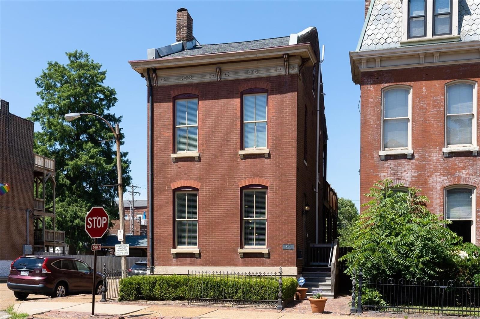 Property Photo: 1237 Sidney Street MO 63104