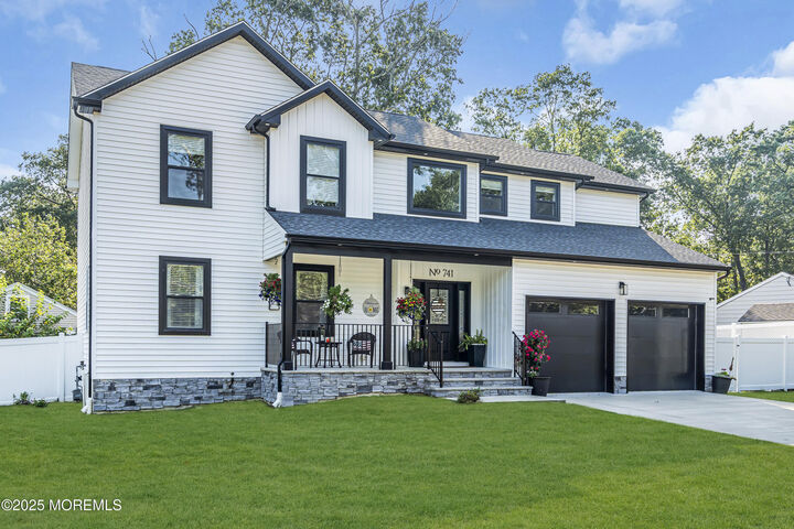 Property Photo:  741 Windsor Street  NJ 08731 
