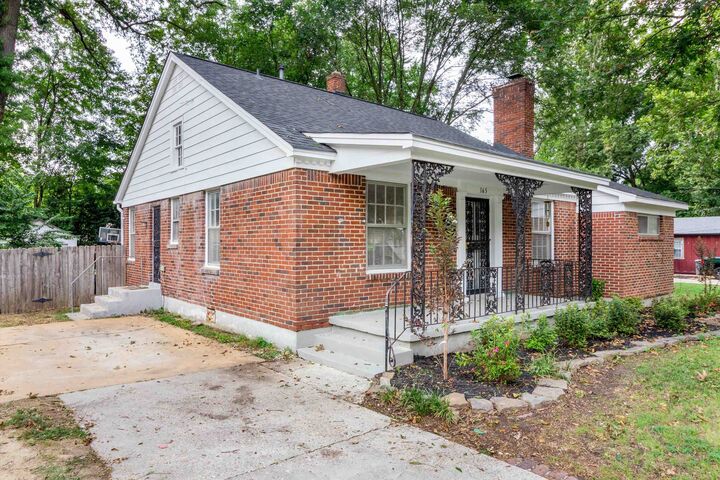 Property Photo: 365 Haynes St TN 38111