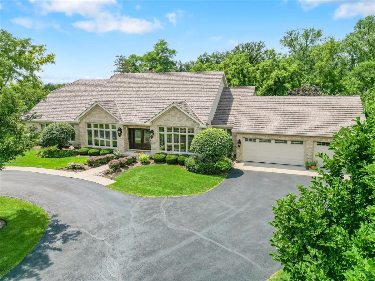 Property Photo:  16762 S Deer Path Drive  IL 60491 