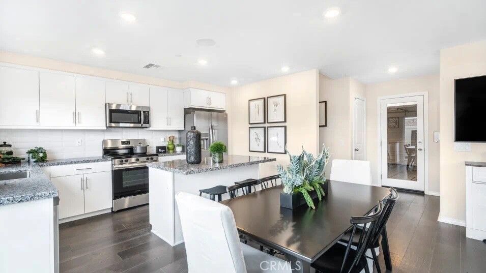 Property Photo:  19183 Beech Grove Street  CA 92507 