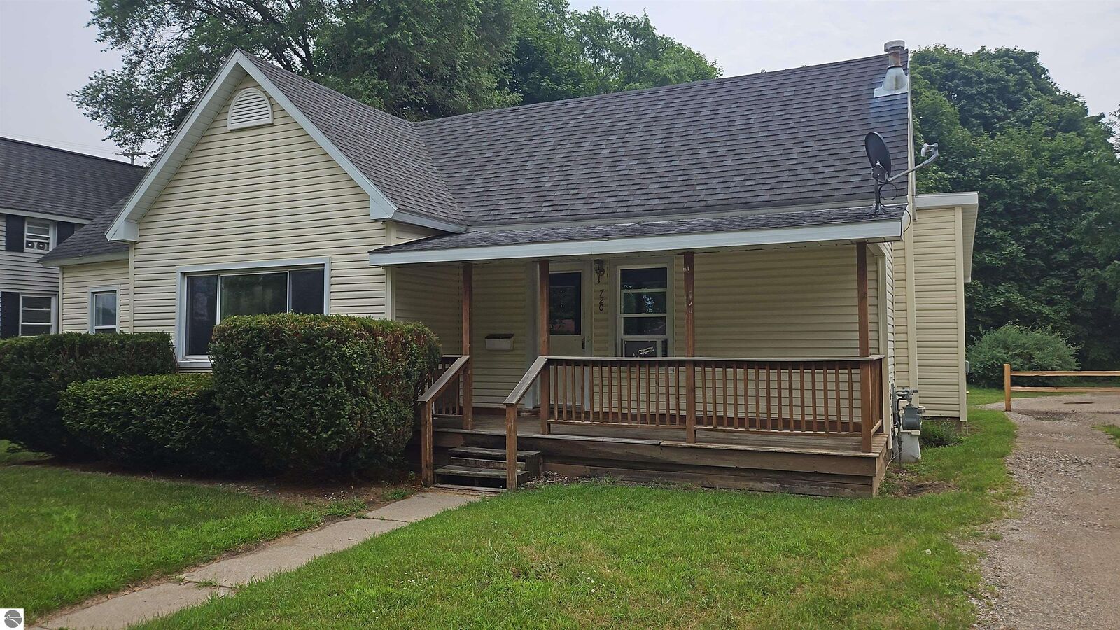 Property Photo:  720 N Main Street  MI 48858 