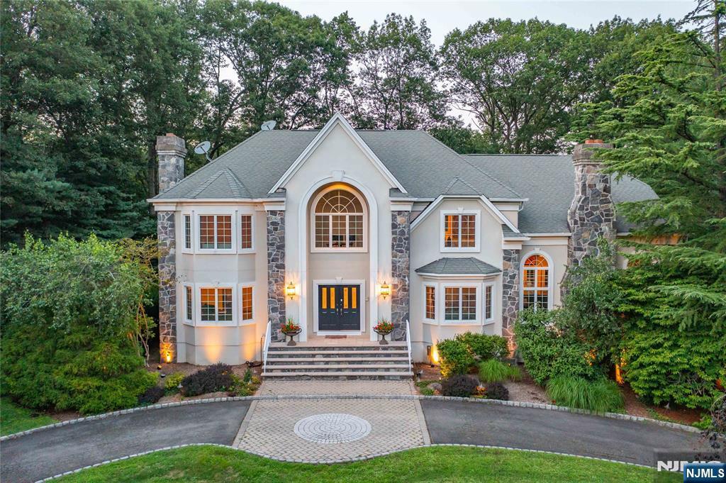 85 Locust Lane  Upper Saddle River NJ 07458 photo