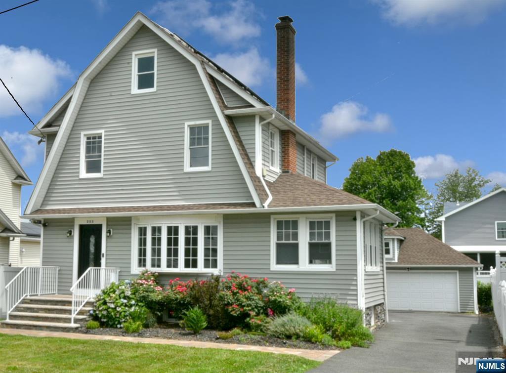 233 Passaic Avenue  Hasbrouck Heights NJ 07604 photo