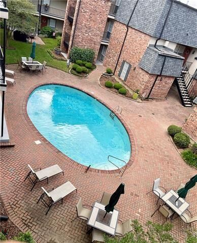 Property Photo: 2521 Metairie Lawn Drive 103 LA 70002