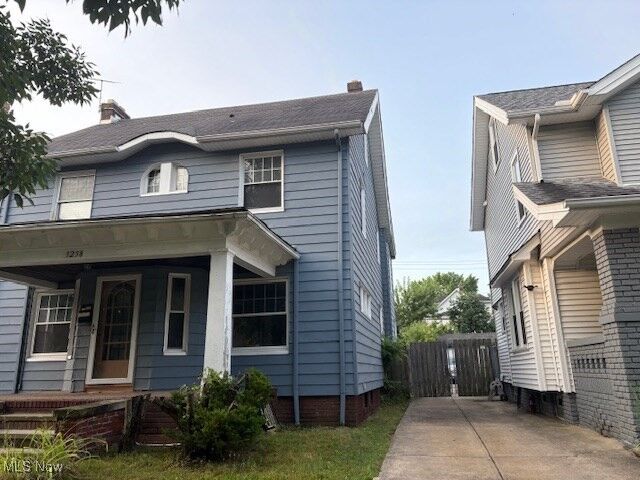 Property Photo:  3258 E Berkshire Road  OH 44118 