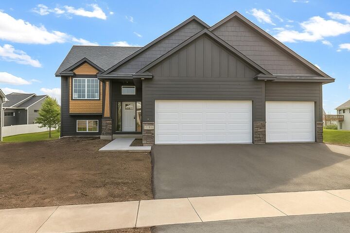 18560 Hexham Lane  Lakeville MN 55044 photo