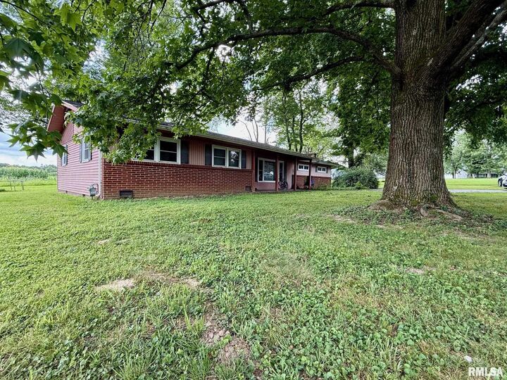 Property Photo:  310 Brenda Lane  IL 62933 