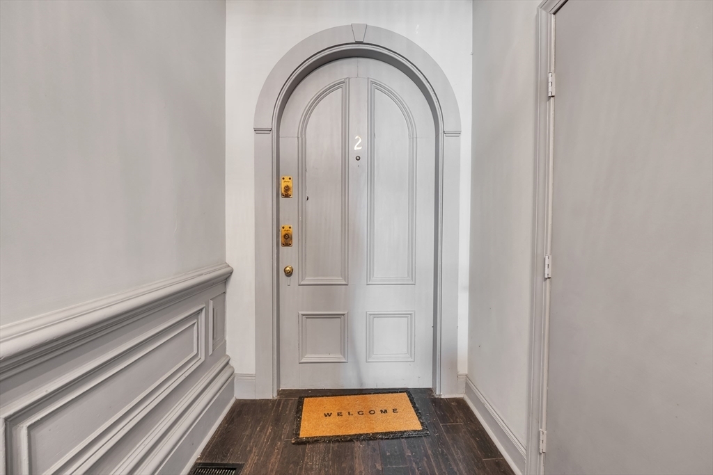 Property Photo: 103 Beacon St 2 MA 02116