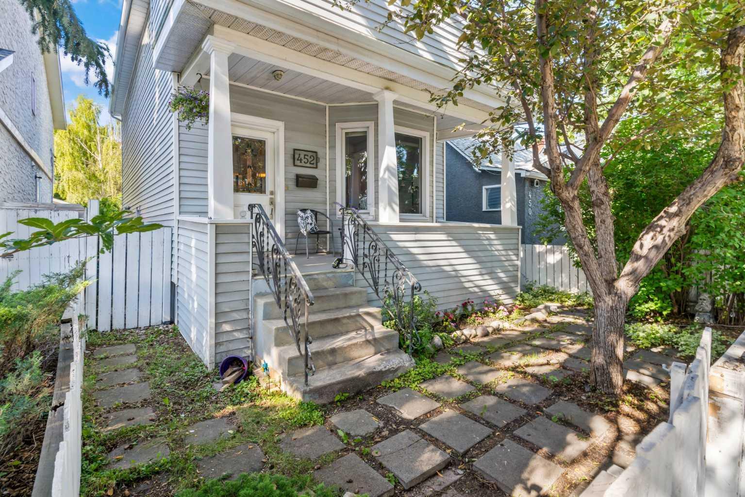 452 20 Avenue NW  Calgary AB T2M 1C4 photo