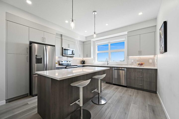 Property Photo: 400 Belmont Street SW 702 AB T2X 4C1