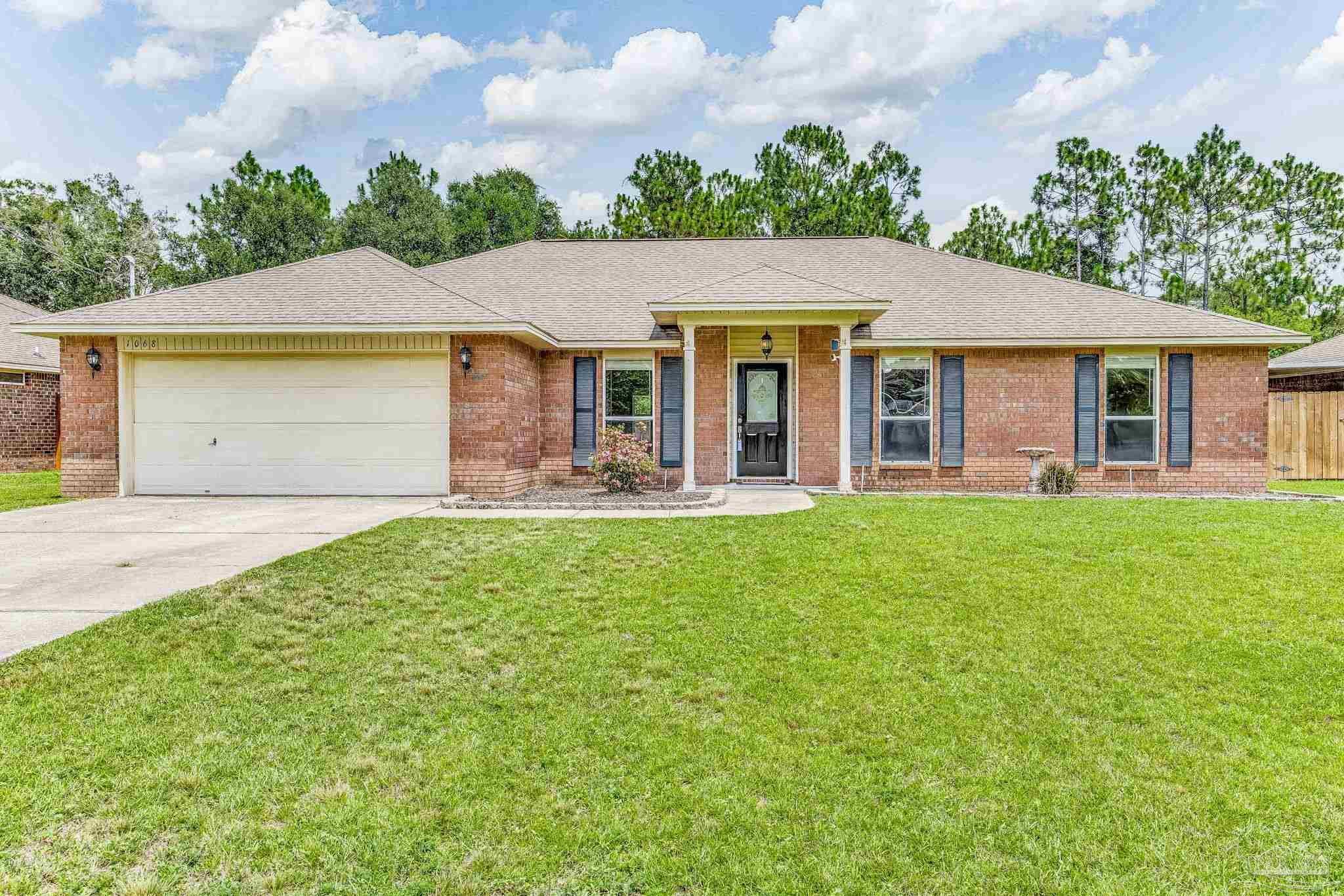 Property Photo: 1068 Joaquin Rd FL 32506