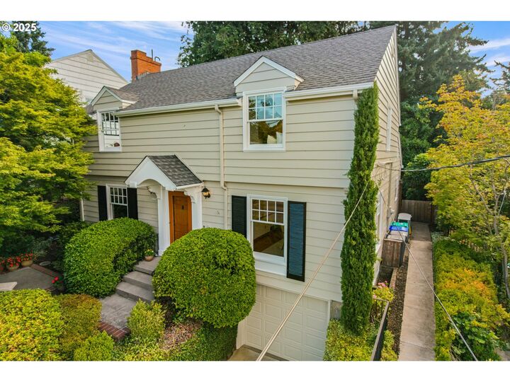 Property Photo:  3336 NE 32nd Pl  OR 97212 