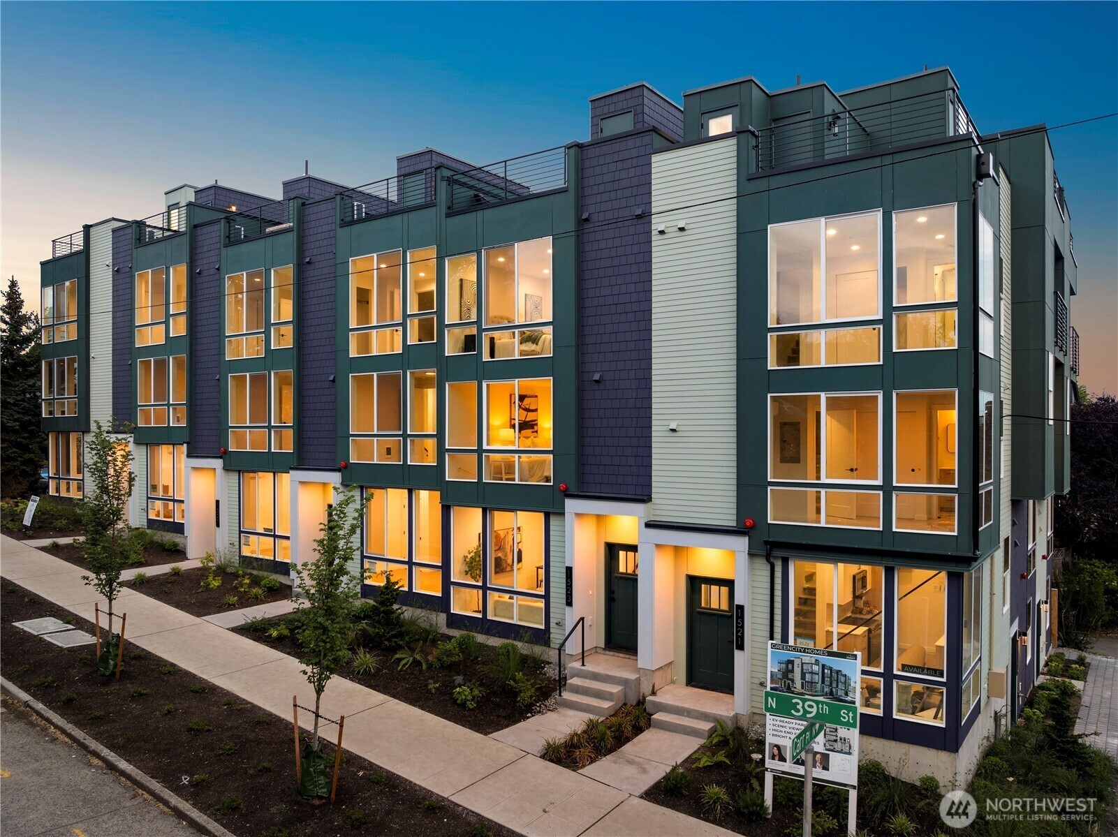 1527 N 39th Street  Seattle WA 98103 photo