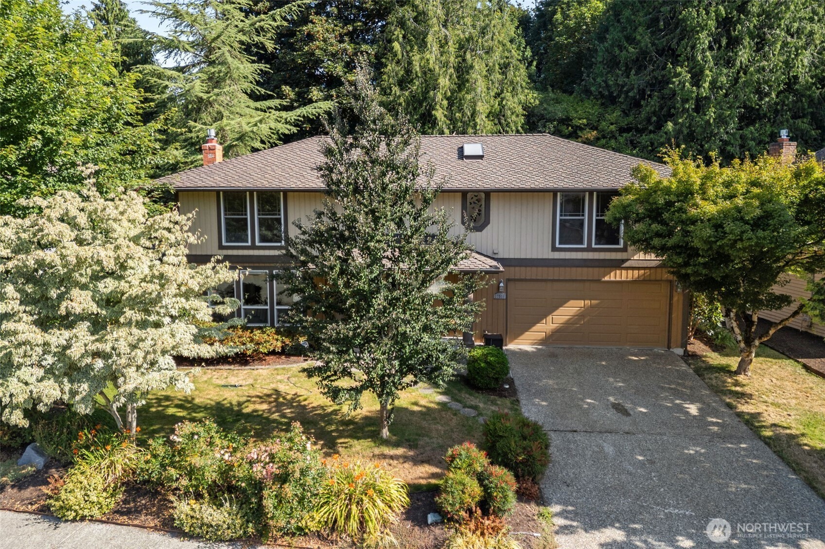 Property Photo: 17516 NE 138 Street WA 98052